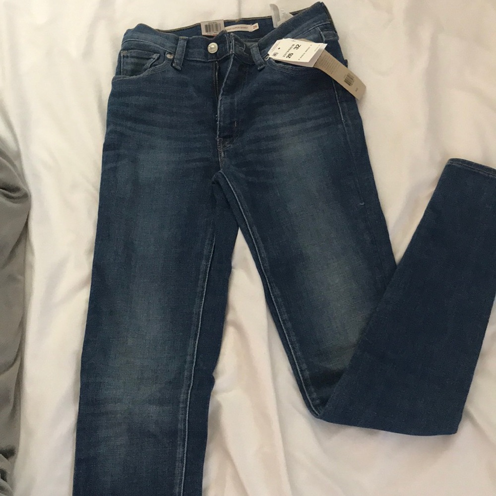NWT Levi’s mile high super skinny jeans size 26